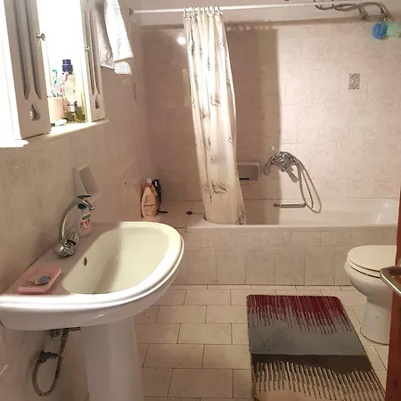 Rantos P. Hébergement de vacances *